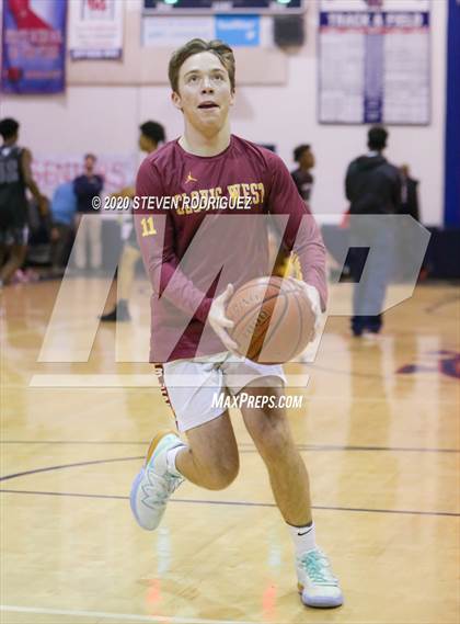 Thumbnail 3 in Clovis West vs. Weston Ranch photogallery.