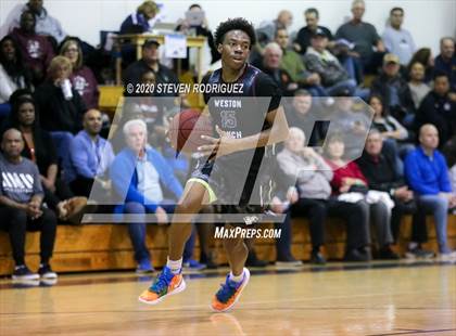 Thumbnail 3 in Clovis West vs. Weston Ranch photogallery.