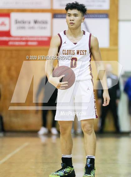 Thumbnail 1 in Clovis West vs. Weston Ranch photogallery.