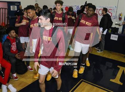 Thumbnail 1 in Clovis West vs. Weston Ranch photogallery.