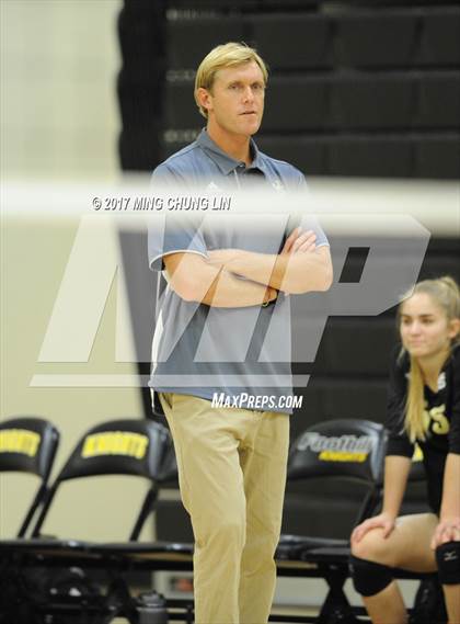 Thumbnail 3 in JSerra Catholic @ Foothill (CIF SS D1 Playoff) photogallery.