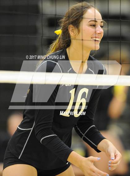 Thumbnail 3 in JSerra Catholic @ Foothill (CIF SS D1 Playoff) photogallery.