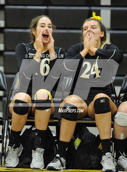Thumbnail 2 in JSerra Catholic @ Foothill (CIF SS D1 Playoff) photogallery.