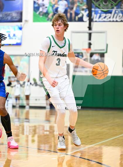 Thumbnail 2 in Cherry Creek vs. ThunderRidge (CHSAA 6A Sweet 16) photogallery.