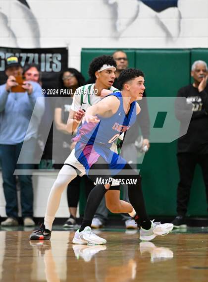 Thumbnail 3 in Cherry Creek vs. ThunderRidge (CHSAA 6A Sweet 16) photogallery.