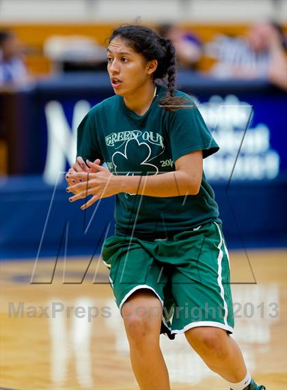 Thumbnail 3 in Warren vs Incarnate Word photogallery.