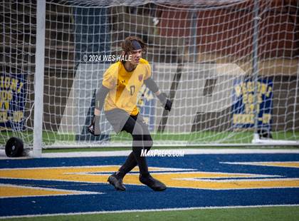 Thumbnail 2 in Ridgeland vs. Center Hill (MHSAA 6A 2nd Round) photogallery.