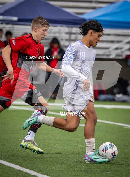 Thumbnail 3 in Ridgeland vs. Center Hill (MHSAA 6A 2nd Round) photogallery.