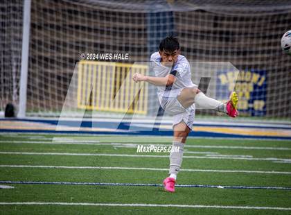 Thumbnail 3 in Ridgeland vs. Center Hill (MHSAA 6A 2nd Round) photogallery.
