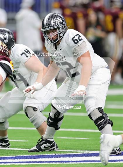 Thumbnail 3 in Dripping Springs vs. Vandegrift (UIL 6A D2 Football Quarterfinal) photogallery.