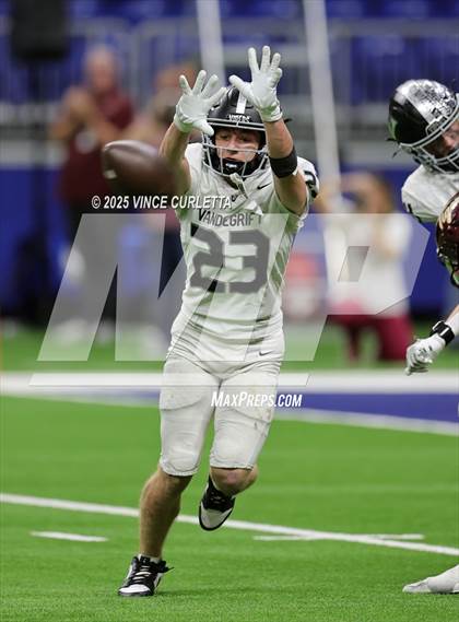 Thumbnail 1 in Dripping Springs vs. Vandegrift (UIL 6A D2 Football Quarterfinal) photogallery.