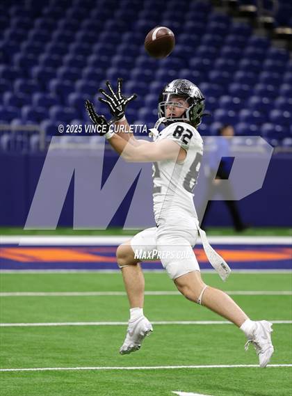 Thumbnail 1 in Dripping Springs vs. Vandegrift (UIL 6A D2 Football Quarterfinal) photogallery.