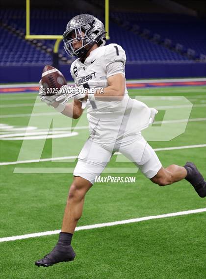 Thumbnail 1 in Dripping Springs vs. Vandegrift (UIL 6A D2 Football Quarterfinal) photogallery.