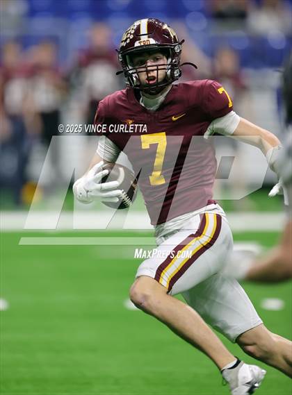 Thumbnail 3 in Dripping Springs vs. Vandegrift (UIL 6A D2 Football Quarterfinal) photogallery.