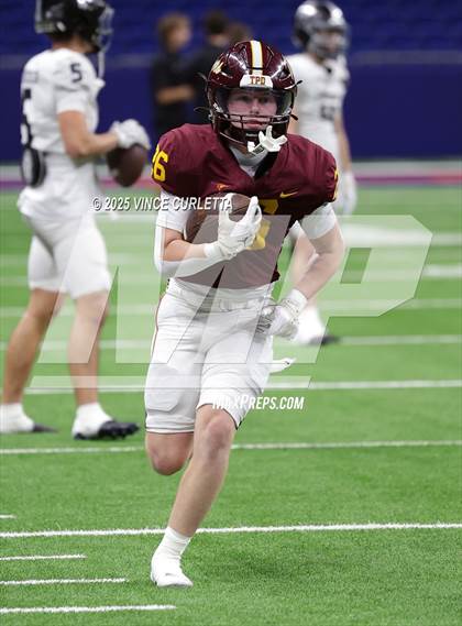 Thumbnail 3 in Dripping Springs vs. Vandegrift (UIL 6A D2 Football Quarterfinal) photogallery.