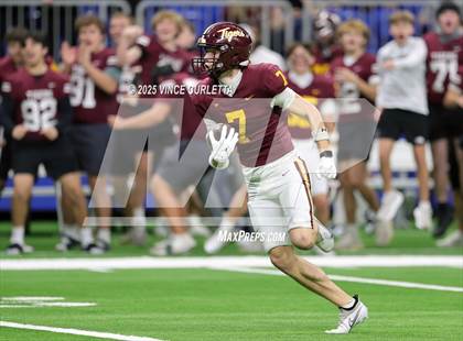 Thumbnail 3 in Dripping Springs vs. Vandegrift (UIL 6A D2 Football Quarterfinal) photogallery.