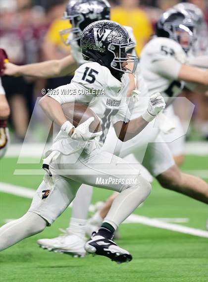 Thumbnail 2 in Dripping Springs vs. Vandegrift (UIL 6A D2 Football Quarterfinal) photogallery.