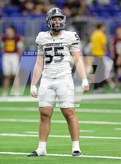 Thumbnail 3 in Dripping Springs vs. Vandegrift (UIL 6A D2 Football Quarterfinal) photogallery.