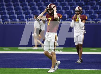 Thumbnail 2 in Dripping Springs vs. Vandegrift (UIL 6A D2 Football Quarterfinal) photogallery.
