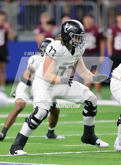 Thumbnail 1 in Dripping Springs vs. Vandegrift (UIL 6A D2 Football Quarterfinal) photogallery.