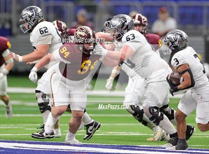 Thumbnail 3 in Dripping Springs vs. Vandegrift (UIL 6A D2 Football Quarterfinal) photogallery.