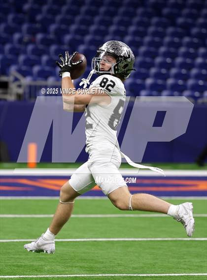 Thumbnail 3 in Dripping Springs vs. Vandegrift (UIL 6A D2 Football Quarterfinal) photogallery.