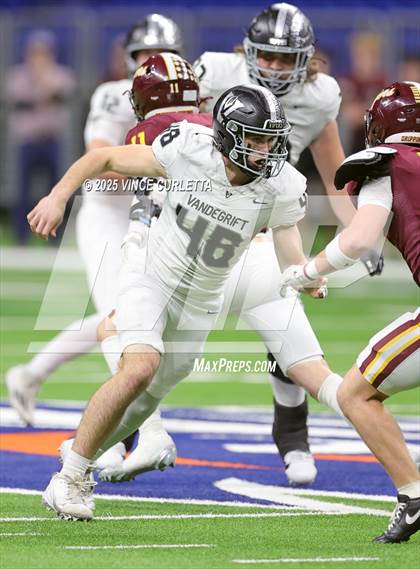 Thumbnail 3 in Dripping Springs vs. Vandegrift (UIL 6A D2 Football Quarterfinal) photogallery.
