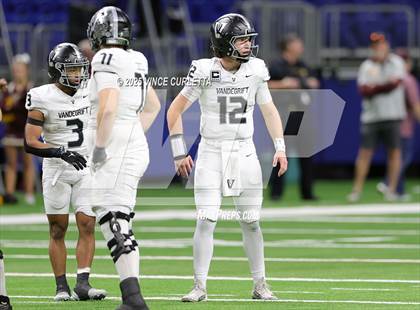 Thumbnail 2 in Dripping Springs vs. Vandegrift (UIL 6A D2 Football Quarterfinal) photogallery.