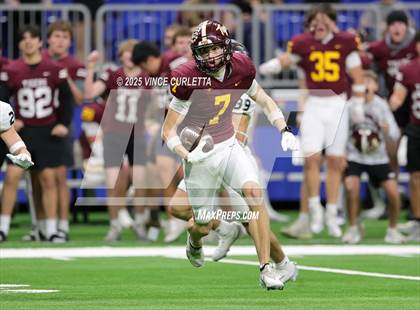 Thumbnail 2 in Dripping Springs vs. Vandegrift (UIL 6A D2 Football Quarterfinal) photogallery.