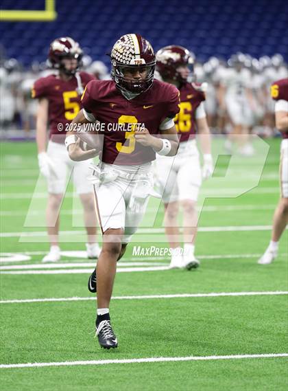 Thumbnail 1 in Dripping Springs vs. Vandegrift (UIL 6A D2 Football Quarterfinal) photogallery.