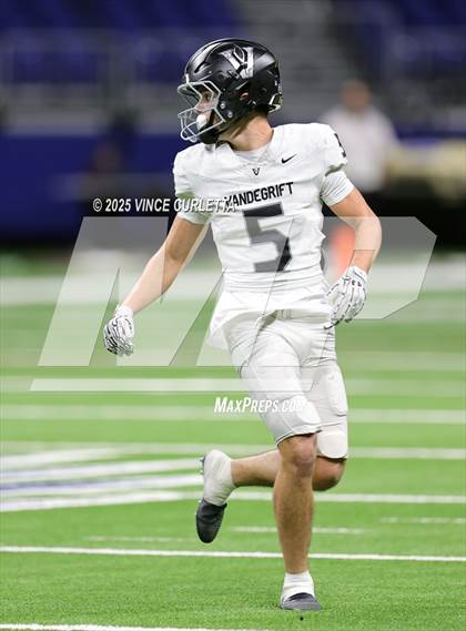 Thumbnail 1 in Dripping Springs vs. Vandegrift (UIL 6A D2 Football Quarterfinal) photogallery.