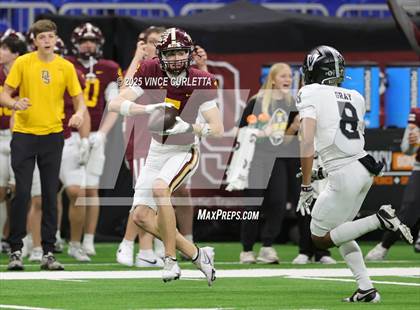 Thumbnail 2 in Dripping Springs vs. Vandegrift (UIL 6A D2 Football Quarterfinal) photogallery.