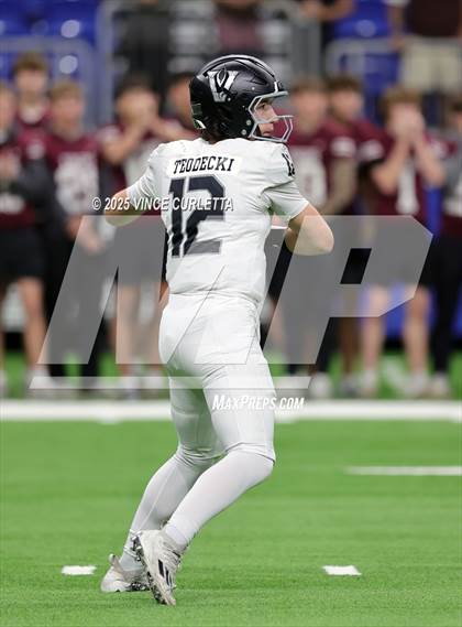 Thumbnail 3 in Dripping Springs vs. Vandegrift (UIL 6A D2 Football Quarterfinal) photogallery.