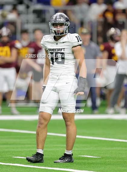 Thumbnail 2 in Dripping Springs vs. Vandegrift (UIL 6A D2 Football Quarterfinal) photogallery.