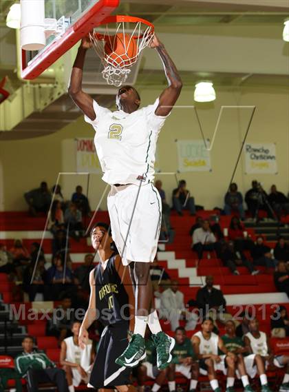 Thumbnail 1 in Narbonne vs. Long Beach Poly (Pacific Shores Tournament) photogallery.