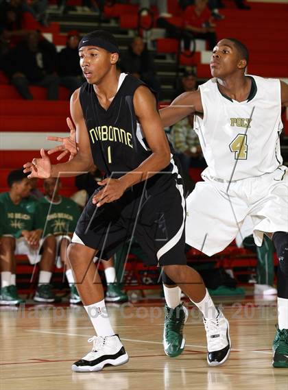 Thumbnail 3 in Narbonne vs. Long Beach Poly (Pacific Shores Tournament) photogallery.