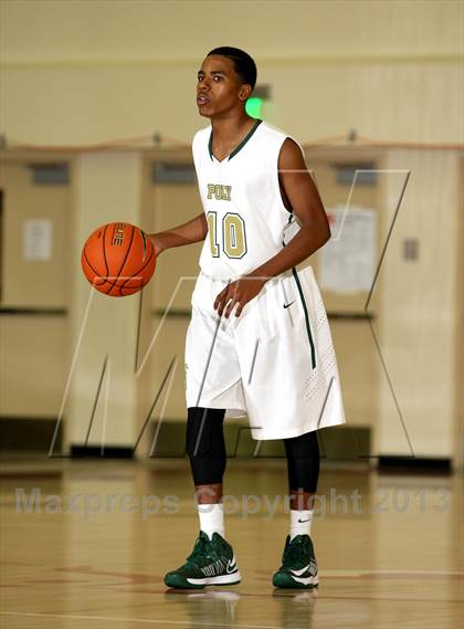Thumbnail 3 in Narbonne vs. Long Beach Poly (Pacific Shores Tournament) photogallery.