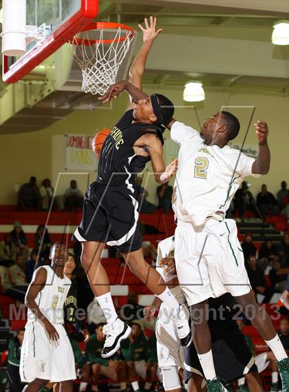 Thumbnail 3 in Narbonne vs. Long Beach Poly (Pacific Shores Tournament) photogallery.