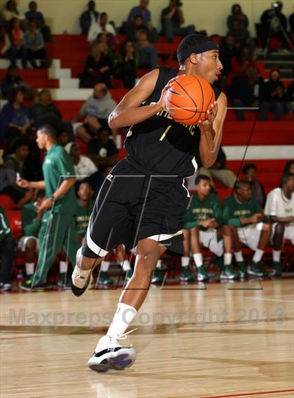 Thumbnail 2 in Narbonne vs. Long Beach Poly (Pacific Shores Tournament) photogallery.