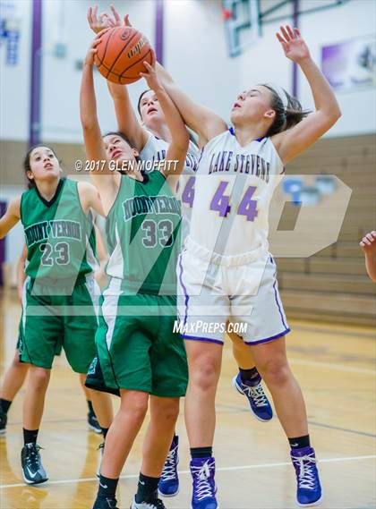 Thumbnail 3 in Mount Vernon @ Lake Stevens photogallery.