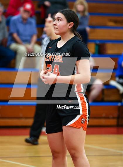 Thumbnail 1 in Central @ East Union (CIF NorCal D3 Regional - Round 1) photogallery.