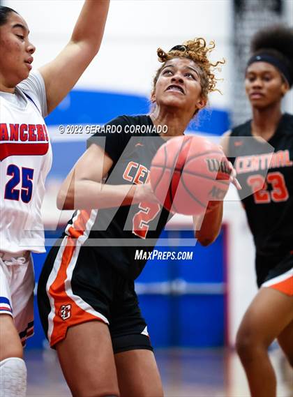 Thumbnail 2 in Central @ East Union (CIF NorCal D3 Regional - Round 1) photogallery.