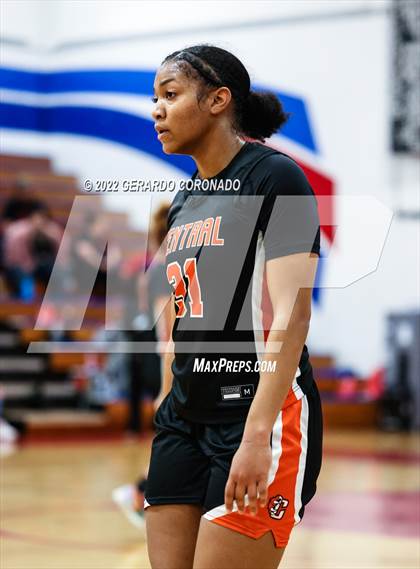 Thumbnail 2 in Central @ East Union (CIF NorCal D3 Regional - Round 1) photogallery.