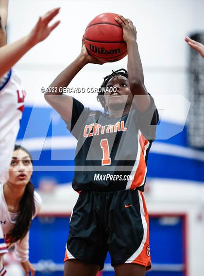 Thumbnail 3 in Central @ East Union (CIF NorCal D3 Regional - Round 1) photogallery.