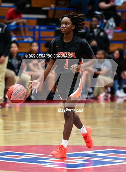 Thumbnail 3 in Central @ East Union (CIF NorCal D3 Regional - Round 1) photogallery.