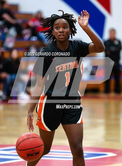 Thumbnail 3 in Central @ East Union (CIF NorCal D3 Regional - Round 1) photogallery.