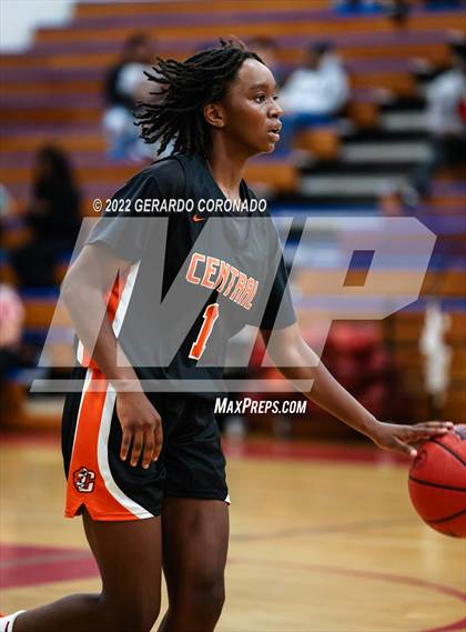 Thumbnail 3 in Central @ East Union (CIF NorCal D3 Regional - Round 1) photogallery.