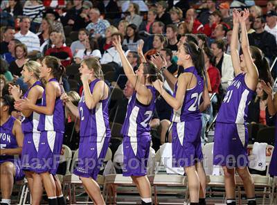 Thumbnail 1 in Kennedale vs. Canyon (UIL 3A Final) photogallery.