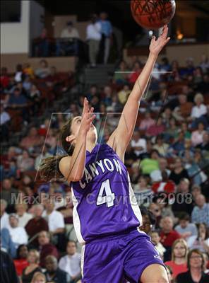 Thumbnail 2 in Kennedale vs. Canyon (UIL 3A Final) photogallery.