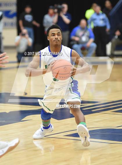 Thumbnail 2 in Wesley Christian vs. Chaminade-Julienne photogallery.